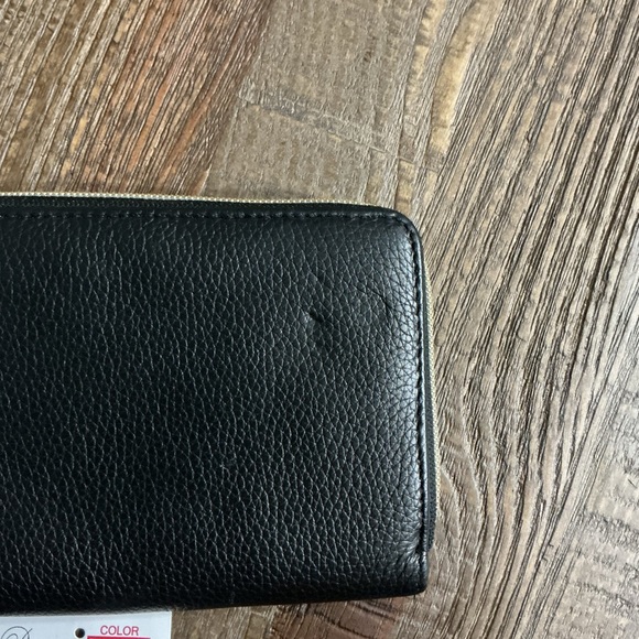 Buxton Black Leather Wallet with Gold Zipper - Picture 2 of 7